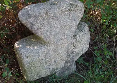 Photo de la croix de type Crozant dite Croix d'accès à la Baronnière avec cupule