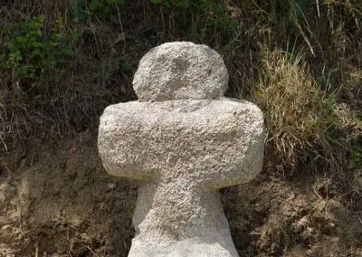 Photo de la croix de type Crozant dite Croix d'accès à Laigue - Photo de Patrice Cornette