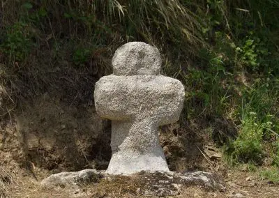 Photo de la croix de type Crozant dite Croix d'accès à Laigue - Photo de Patrice Cornette