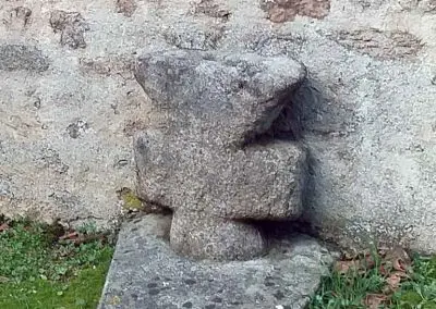 Photo de la croix de type Crozant dite Croix d'accès à Parchimbaud