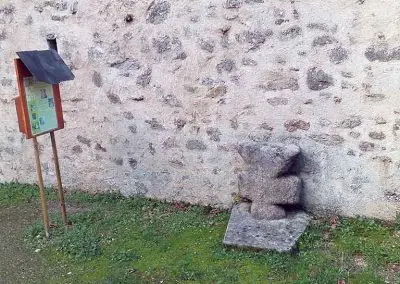 Photo de la croix de type Crozant dite Croix d'accès à Parchimbaud