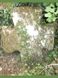 Photo de la croix de type Crozant dite Croix d'accès au Coureau