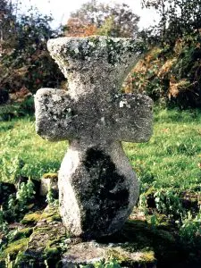 Photo de la croix de type Crozant dite croix d'accès à la Chapelle-Baloue