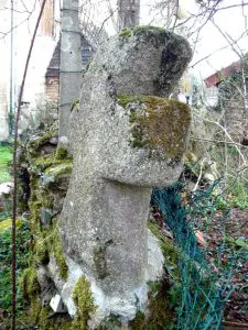 Photo de la croix de type Crozant dite croix de la Jaussée