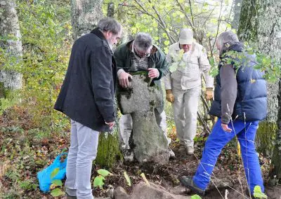 Photo de la croix de type Crozant dite croix d'accès au Perthuis ou croix Meunier