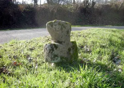 Photo de la croix de type Crozant dite croix d'accès à La Minauderie
