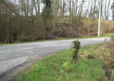 Photo de la croix de type Crozant dite croix d'accès à La Querlière